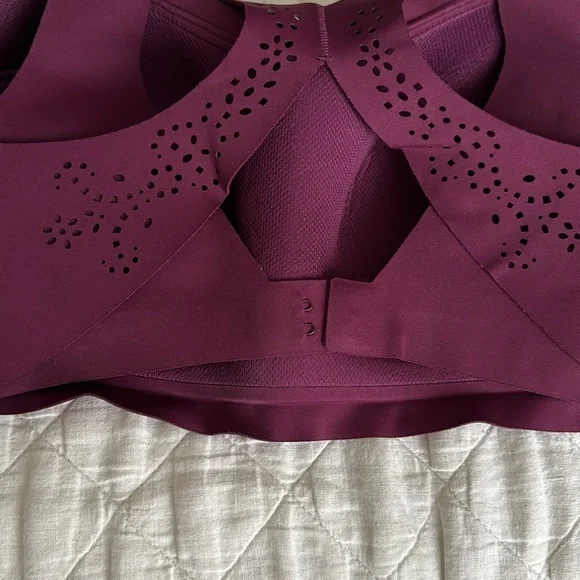 VS bra - Picture 2 of 3